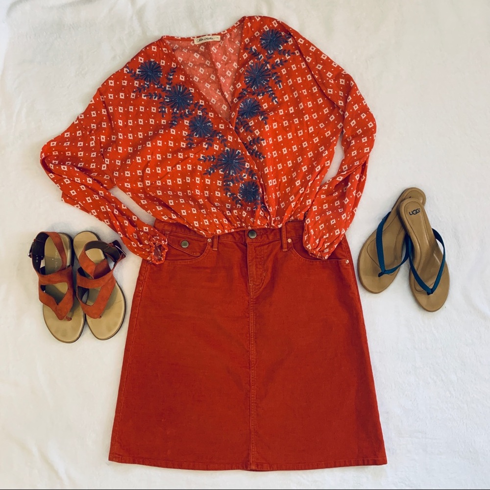 Chloe & Katie Boho Embroidered Surplice Top Small
